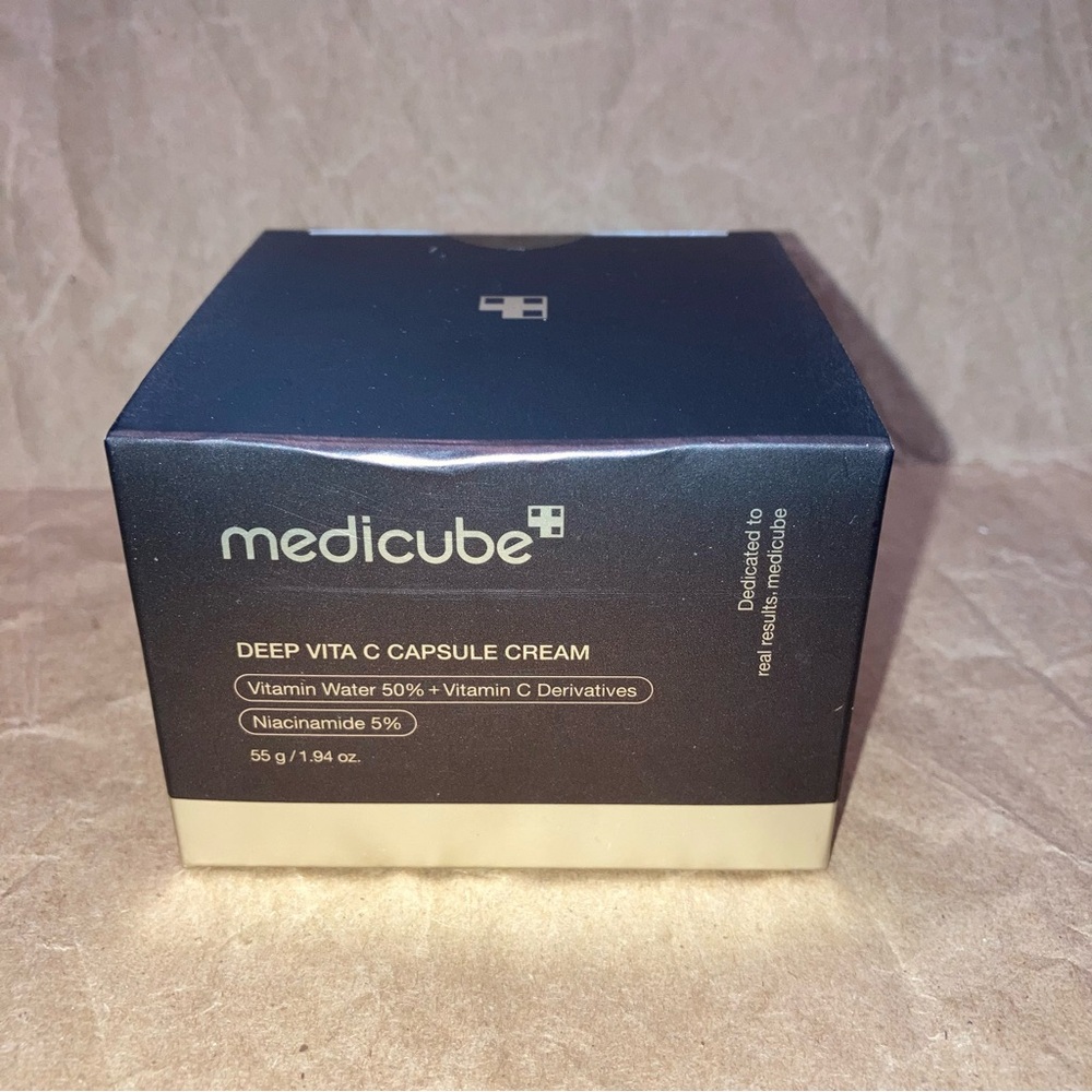 Medicube capsule cream